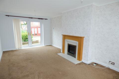 3 bedroom terraced house to rent, Copley Avenue, South Shields