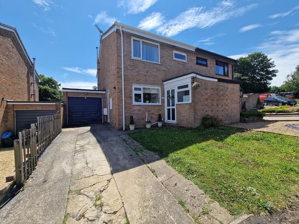3 Bedroom Semi Detached for Sale