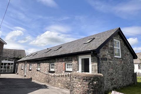 3 bedroom detached house for sale, Llangadog, Llangadog, Carmarthenshire.