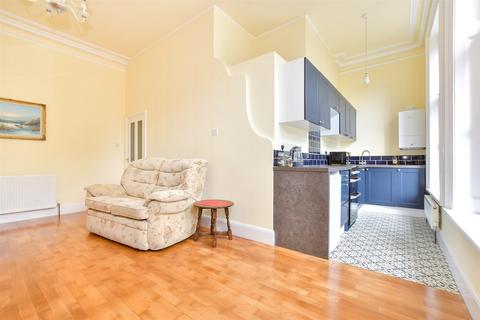 1 bedroom ground floor flat for sale, Maples Drive, Ventnor, Isle of Wight
