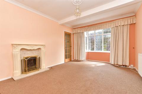 68 Alington Grove, Wallington, SM6 9NG