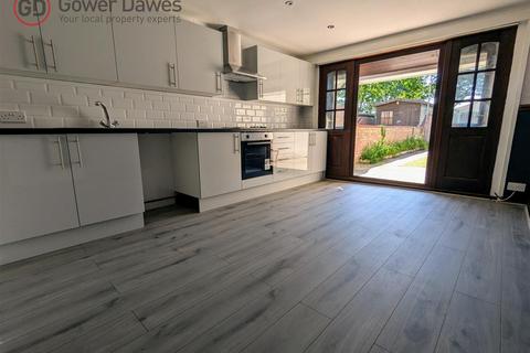 10 Aluric Close, Grays, RM16 4NB