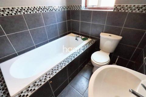 1 bedroom in a house share to rent, Wheat Street, Nuneaton, CV11 4BH