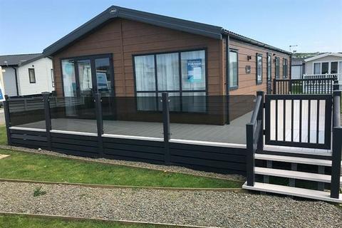 3 bedroom lodge for sale, Bude Holiday Resort