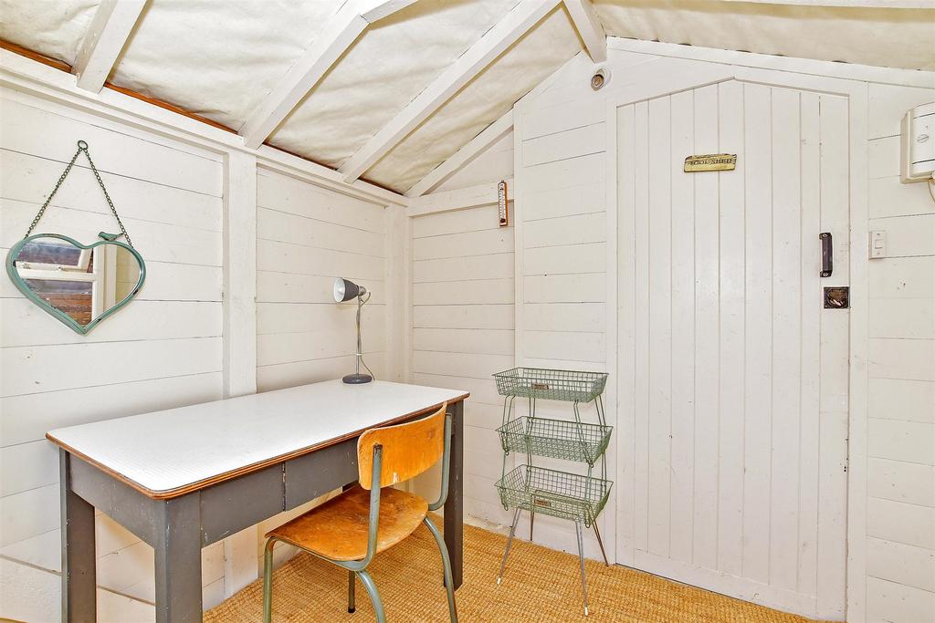 Workshop/Outbuildings