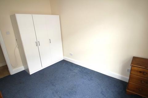 1 bedroom flat to rent, Wellington Street, Town Centre, Luton, LU1