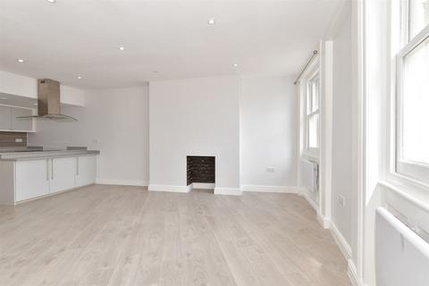 2 bedroom flat for sale, Preston Street, Faversham, Kent