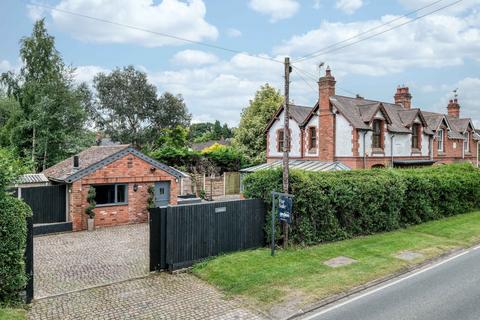 4 bedroom semi-detached house for sale, Broad Lane, Tanworth-in-Arden, Solihull, B94 5HR