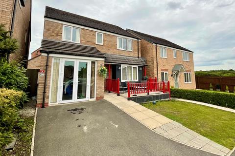 4 bedroom detached house for sale, Greylag Gate, Newcastle, ST5