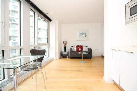 Studio to rent, Ontario Tower,  Fairmont Avenue, London