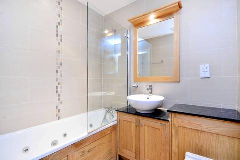 2 bedroom flat for sale, High Holborn, Holborn, London, WC1V