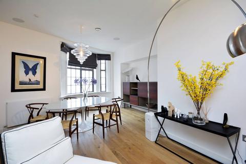 3 bedroom flat for sale, Cockspur Street, St James's, London, SW1Y