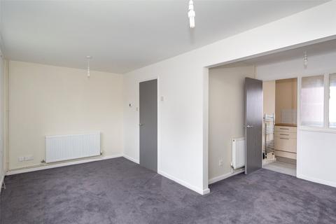 2 bedroom maisonette to rent, Turpin Court, York, YO1