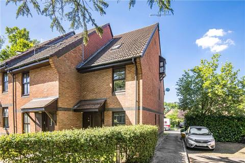 18 Badgers Close, Woking, GU21 3JF