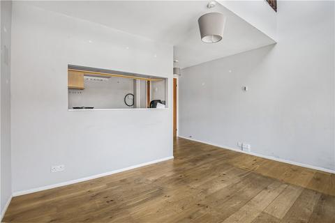 18 Badgers Close, Woking, GU21 3JF