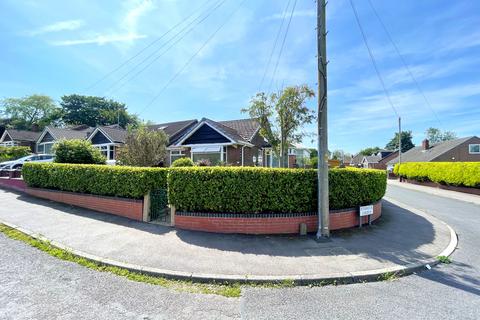 3 bedroom bungalow for sale, Cambridge Drive, Woodley