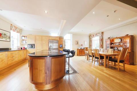 7 bedroom detached house for sale, Cave Road, Brough, East Riding of Yorkshire, HU15 1HA
