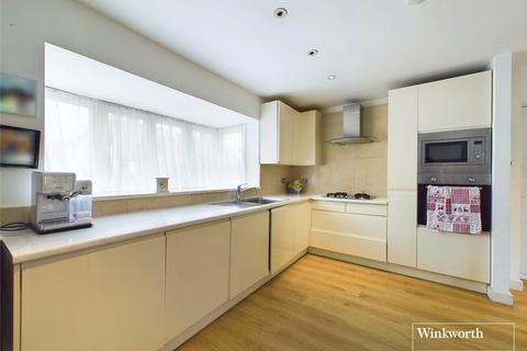 Welshside, London NW9