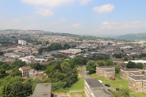 1 bedroom flat for sale, Parkwood Rise, Keighley, BD21