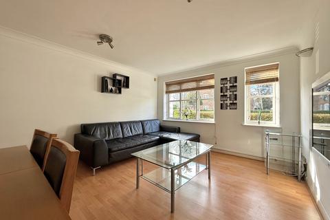 2 bedroom flat for sale, Foxlands Close, Watford, WD25