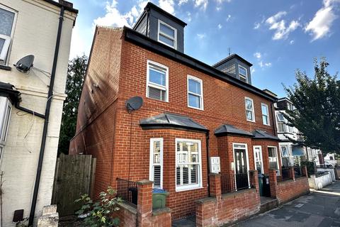 1 bedroom apartment for sale, Gladstone Road, Watford, WD17