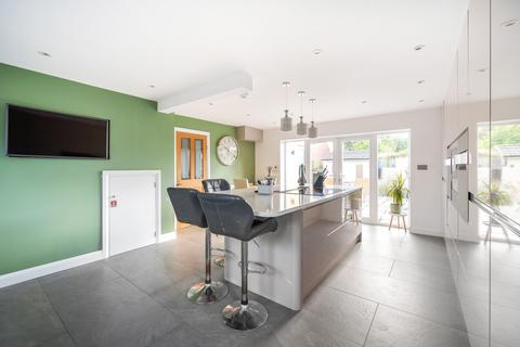 51 Bell Road, Coalpit Heath, Bristol, BS36 2SE