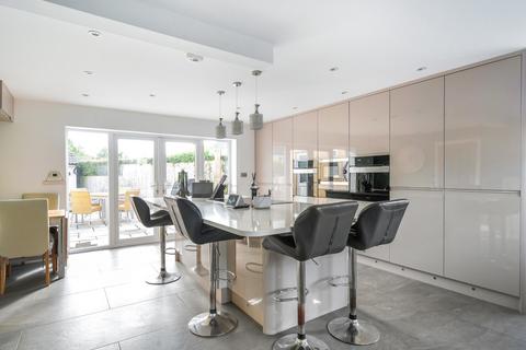 51 Bell Road, Coalpit Heath, Bristol, BS36 2SE