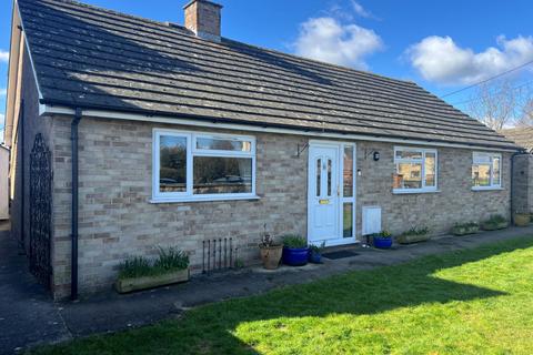 4 bedroom bungalow for sale, The Green, Longcot, Oxfordshire, SN7