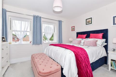 3 bedroom semi-detached house for sale, The Street, Hothfield, Ashford, Kent