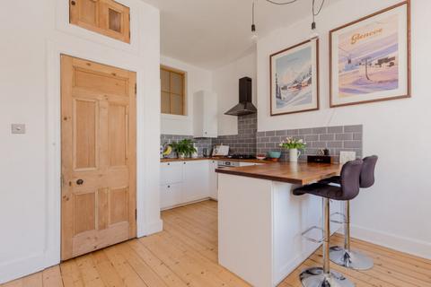 107/4 Bellevue Road, Edinburgh, EH7 4DG