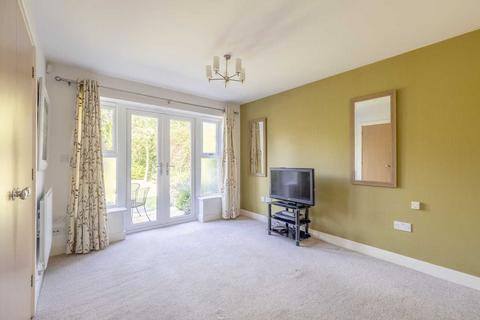 2 bedroom apartment for sale, High Street, Iver SL0