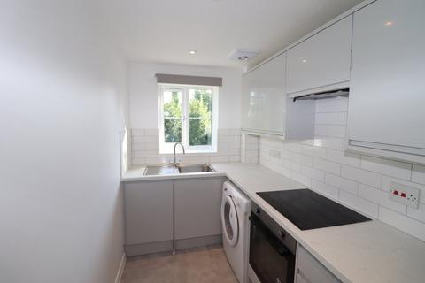 1 bedroom flat to rent, Dolphin Court, Loudwater HP11