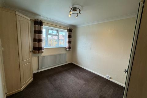 3 bedroom end of terrace house to rent, Craigweil Drive, Stanmore, HA7