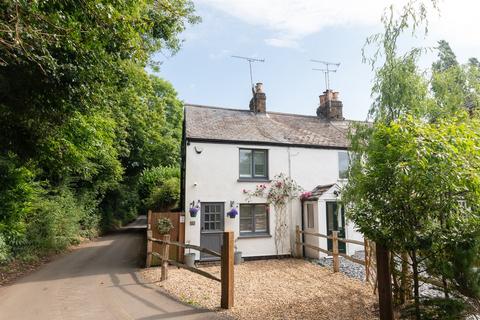 2 bedroom end of terrace house for sale, Three Gates Road, Fawkham, Longfield, Kent