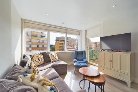 1 bedroom apartment for sale, Montmorency Gardens, London, N11