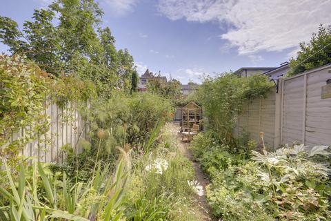 2 bedroom terraced house for sale, Lullingstone Lane, Hither Green, London, SE13