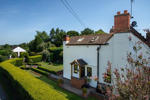 4 bedroom semi-detached house for sale, Rushock, Droitwich, Worcestershire, WR9