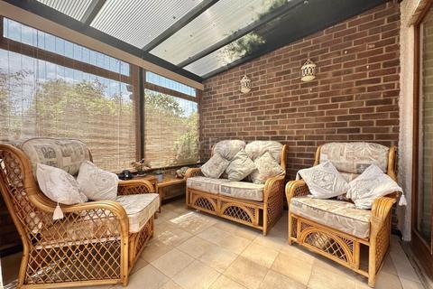 19 Burstead Drive, Billericay, CM11 2QP