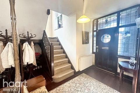 4 bedroom semi-detached house for sale, Davids Road, Bristol