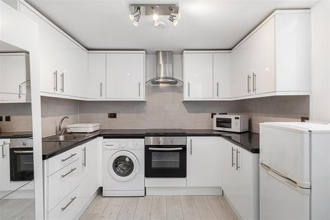 1 bedroom flat to rent, Tasso Road, W6