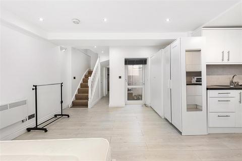 1 bedroom flat to rent, Tasso Road, W6