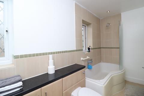 2 Hayfield Yard, London, E1 4LL