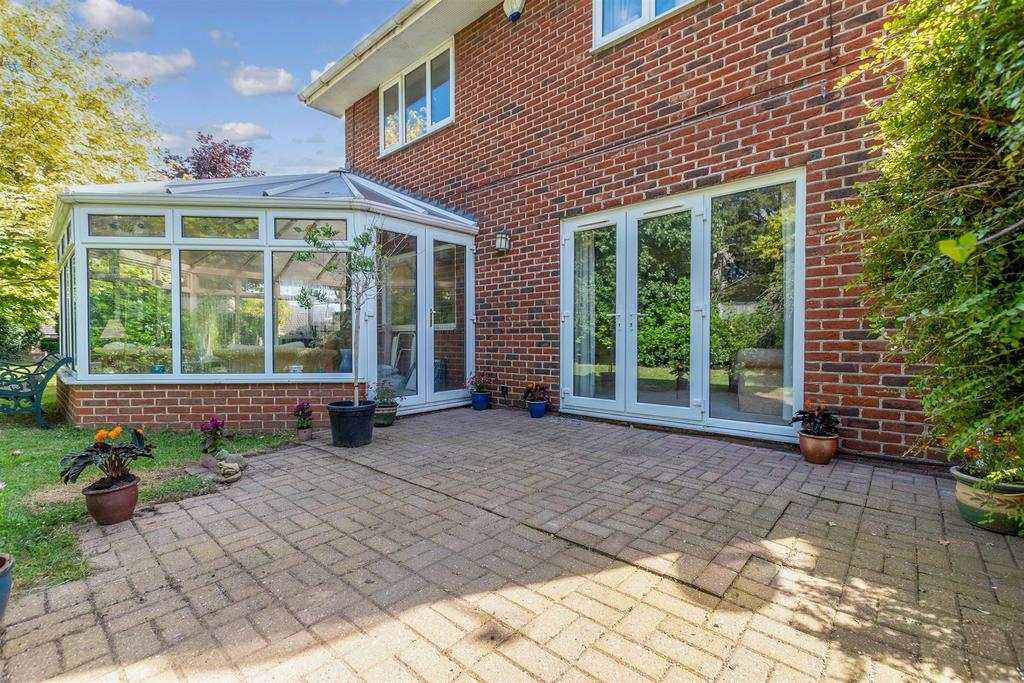 Patio / Decking