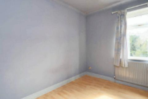 2 bedroom flat to rent, Tantobie Road, Newcastle upon Tyne NE15