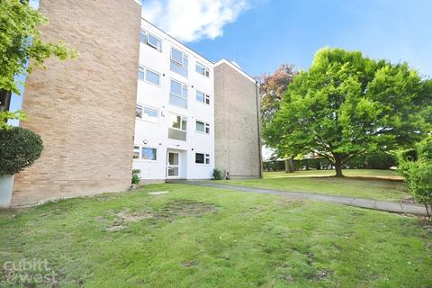 1 bedroom apartment to rent, Carshalton Grove Sutton SM1