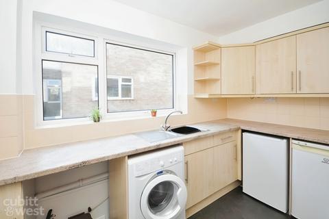 1 bedroom apartment to rent, Carshalton Grove Sutton SM1