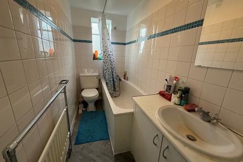 1 bedroom in a house share to rent, Granville Road, Wood Green