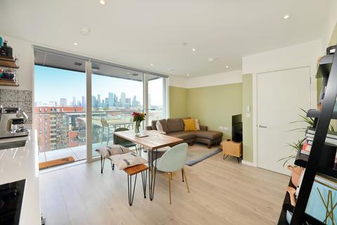 2 bedroom flat for sale, Kitson House, London E3