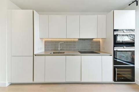 1 bedroom apartment to rent, Gatsby Apartments, London Square, Spitalfields E1