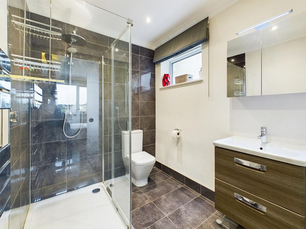 En suite Shower Room